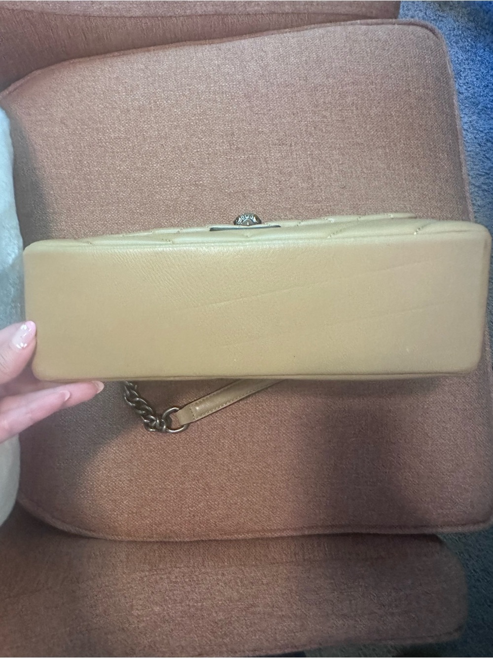 Kurt Geiger Quilted Camel Leather Shoulder Bag converts to crossbody - Picture 7 of 11